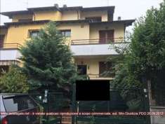 Foto Villa in Vendita, pi� di 6 Locali, 149 mq, Casteggio