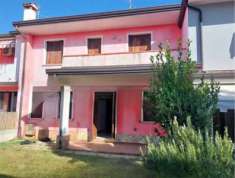 Foto Villa in Vendita, pi di 6 Locali, 153 mq, Sesto al Reghena