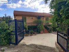 Foto Villa in Vendita, pi di 6 Locali, 160 mq, Monreale