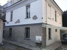Foto Villa in Vendita, pi di 6 Locali, 170 mq (TORTONA)