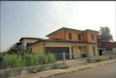 Foto Villa in Vendita, pi di 6 Locali, 172,05 mq, Turano Lodigiano