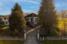 Foto Villa in Vendita, pi di 6 Locali, 190 mq, Roletto