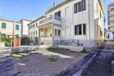 Foto Villa in Vendita, pi di 6 Locali, 2 Camere, 215 mq (SAN VINCENZ
