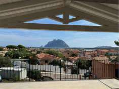 Foto Villa in Vendita, pi di 6 Locali, 200 mq, Loiri Porto San Paolo