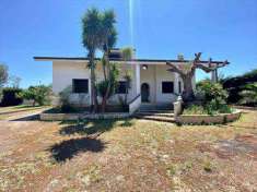 Foto Villa in Vendita, pi di 6 Locali, 200 mq, Ruffano