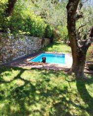 Foto Villa in Vendita, pi di 6 Locali, 200 mq, Seborga