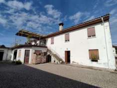 Foto Villa in Vendita, pi di 6 Locali, 220,45 mq, Manzano