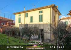 Foto Villa in Vendita, pi di 6 Locali, 220 mq (Lamporecchio)