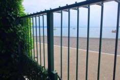 Foto Villa in Vendita, pi di 6 Locali, 220 mq, San Felice del Benaco