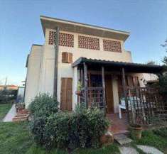 Foto Villa in Vendita, pi di 6 Locali, 231 mq, Pisa