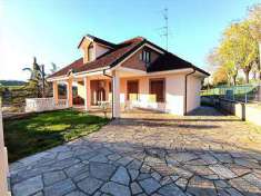 Foto Villa in Vendita, pi di 6 Locali, 245 mq, Valenza