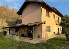 Foto Villa in Vendita, pi di 6 Locali, 248 mq, Castel Boglione