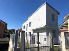 Foto Villa in Vendita, pi di 6 Locali, 250 mq, Ciri