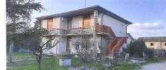 Foto Villa in Vendita, pi di 6 Locali, 250 mq, Crespino