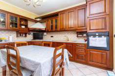 Foto Villa in Vendita, pi di 6 Locali, 250 mq, Volvera