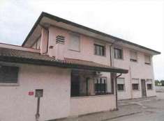 Foto Villa in Vendita, pi di 6 Locali, 259 mq, Tribano