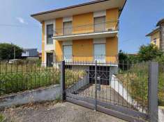 Foto Villa in Vendita, pi di 6 Locali, 260 mq, Desenzano del Garda
