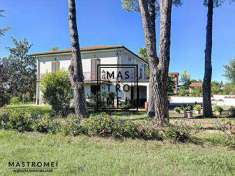 Foto VILLA in Vendita, pi di 6 Locali, 299 mq, ALTOPASCIO