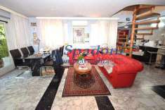 Foto Villa in Vendita, pi di 6 Locali, 3 Camere, 126 mq (MONTECATINI