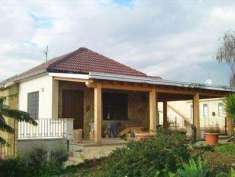 Foto Villa in Vendita, pi di 6 Locali, 3 Camere, 140 mq (MENFI)