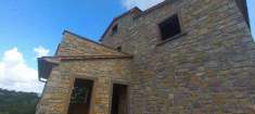 Foto Villa in Vendita, pi di 6 Locali, 3 Camere, 165 mq (MANCIANO PO