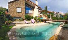 Foto Villa in Vendita, pi di 6 Locali, 3 Camere, 212 mq (GROSSETO RI