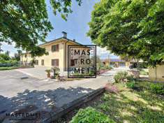 Foto VILLA in Vendita, pi di 6 Locali, 300 mq, ALTOPASCIO