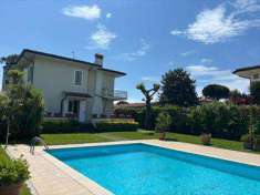 Foto VILLA in Vendita, pi di 6 Locali, 300 mq, FORTE DEI MARMI