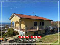 Foto Villa in Vendita, pi di 6 Locali, 300 mq (MONTECORVINO PUGLIANO