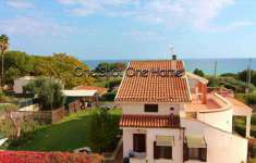 Foto Villa in Vendita, pi di 6 Locali, 300 mq, Siracusa