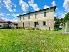 Foto Villa in Vendita, pi di 6 Locali, 300 mq, Sirtori