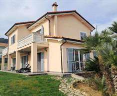 Foto Villa in Vendita, pi di 6 Locali, 300 mq, Taggia