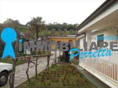 Foto Villa in Vendita, pi di 6 Locali, 300 mq, Vibonati
