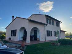 Foto Villa in Vendita, pi di 6 Locali, 315 mq (San Giuliano Terme)