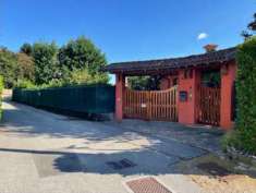 Foto Villa in Vendita, pi di 6 Locali, 322 mq, Merate