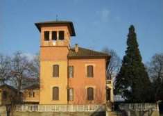 Foto Villa in Vendita, pi di 6 Locali, 329,18 mq, Casteggio