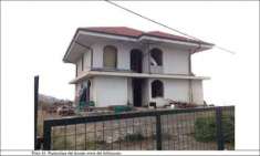 Foto Villa in Vendita, pi di 6 Locali, 341 mq, Bordighera