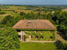 Foto Villa in Vendita, pi di 6 Locali, 344 mq, Quattro Castella (Mon