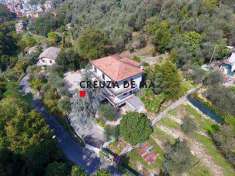 Foto Villa in Vendita, pi di 6 Locali, 350 mq, Rapallo