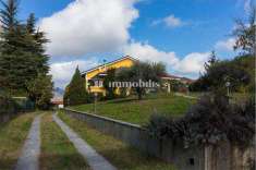 Foto Villa in Vendita, pi di 6 Locali, 350 mq, Rosta