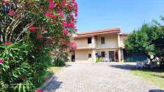 Foto Villa in Vendita, pi di 6 Locali, 380 mq (SCERNI)
