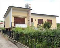 Foto Villa in Vendita, pi di 6 Locali, 382 mq, Arzignano