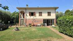 Foto Villa in Vendita, pi� di 6 Locali, 390 mq, Capannori (Marlia)