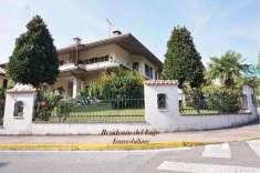 Foto Villa in Vendita, pi di 6 Locali, 390 mq, Sirmione