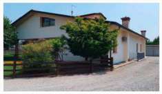 Foto Villa in Vendita, pi di 6 Locali, 399,78 mq, Tezze sul Brenta