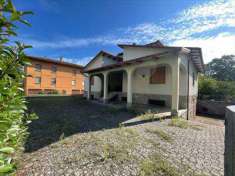 Foto Villa in Vendita, pi di 6 Locali, 4 Camere, 218 mq (GRIZZANA MO