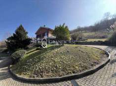 Foto Villa in Vendita, pi� di 6 Locali, 4 Camere, 266 mq (CINZANO)