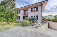 Foto Villa in Vendita, pi di 6 Locali, 400 mq, Puegnago sul Garda (R