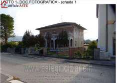 Foto Villa in Vendita, pi di 6 Locali, 417 mq, Cesena (Borello)