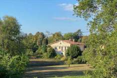 Foto Villa in Vendita, pi di 6 Locali, 430 mq (Lonigo   Centro)